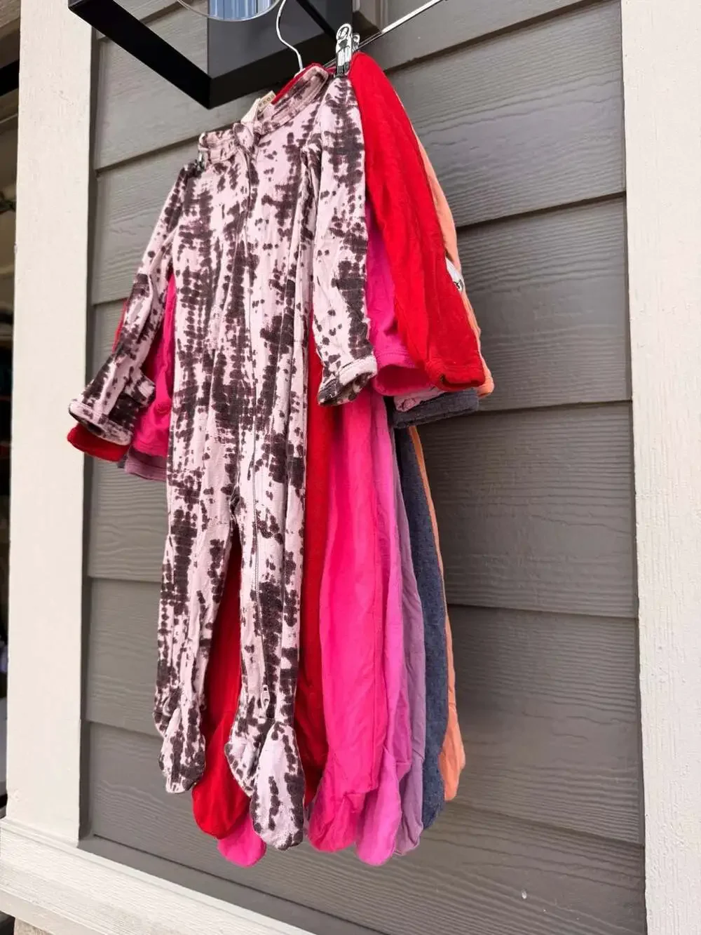 Kate Quinn Baby Modal Spandex Zip-Up Footie Pajamas and Bodysuit Lot 6-9 3-6